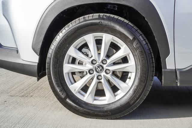 Used 2024 Toyota Corolla Cross LE Used 2024 Toyota Corolla Cross LE