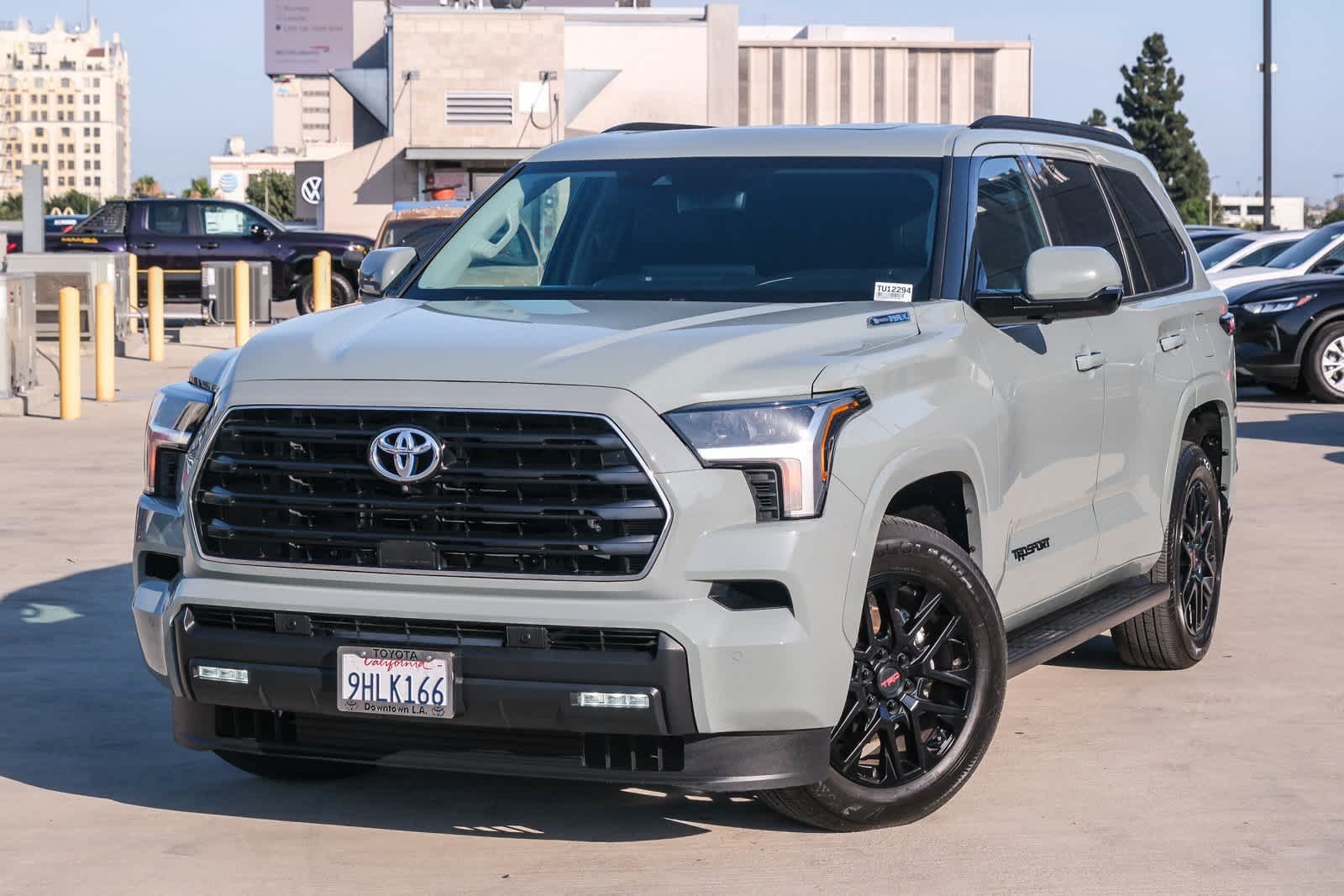 2023 Toyota Sequoia SR5