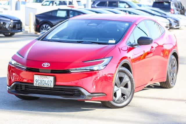 2023 Toyota Prius LE