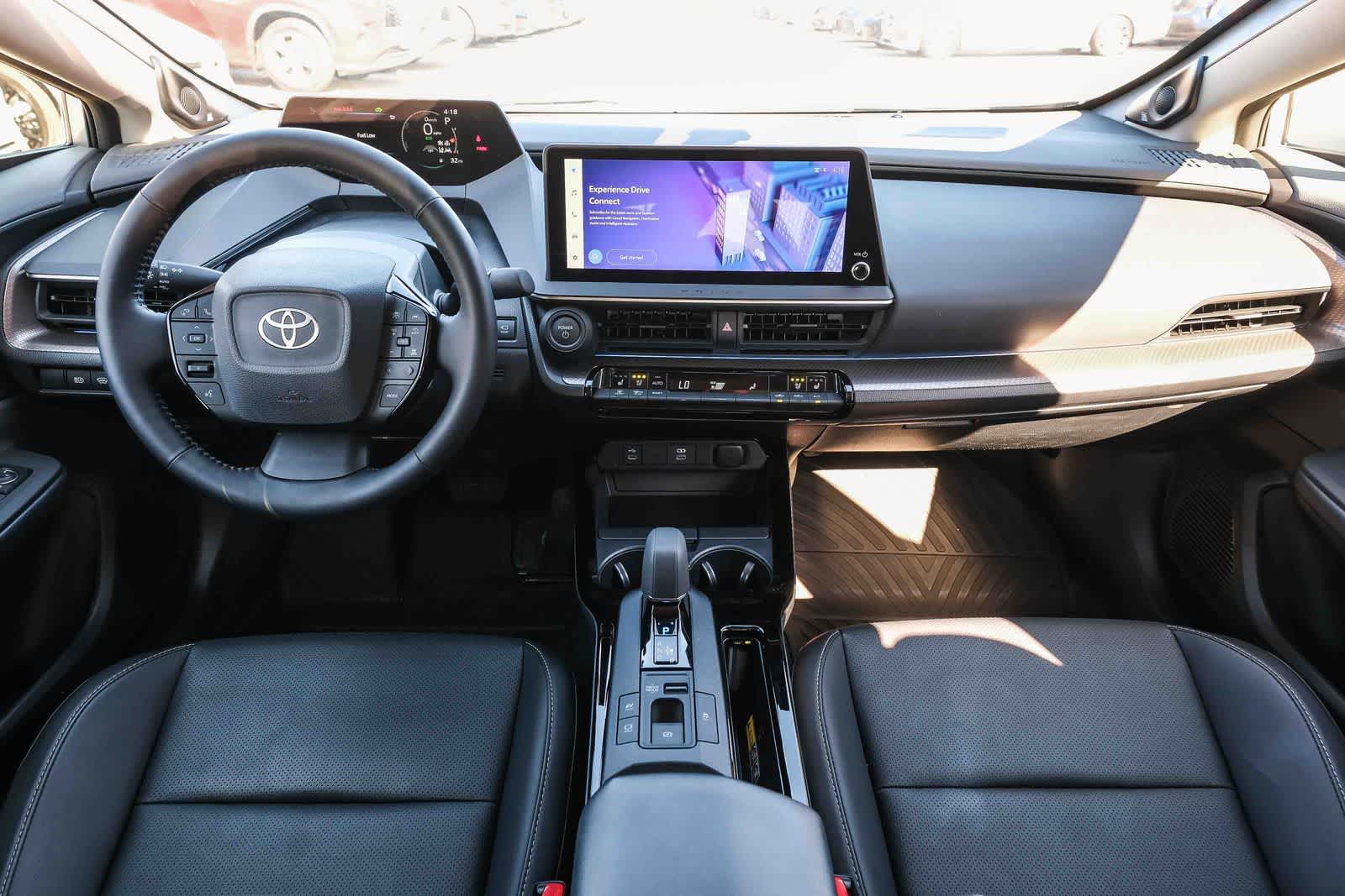 2025 Toyota Prius Limited - Photo 13
