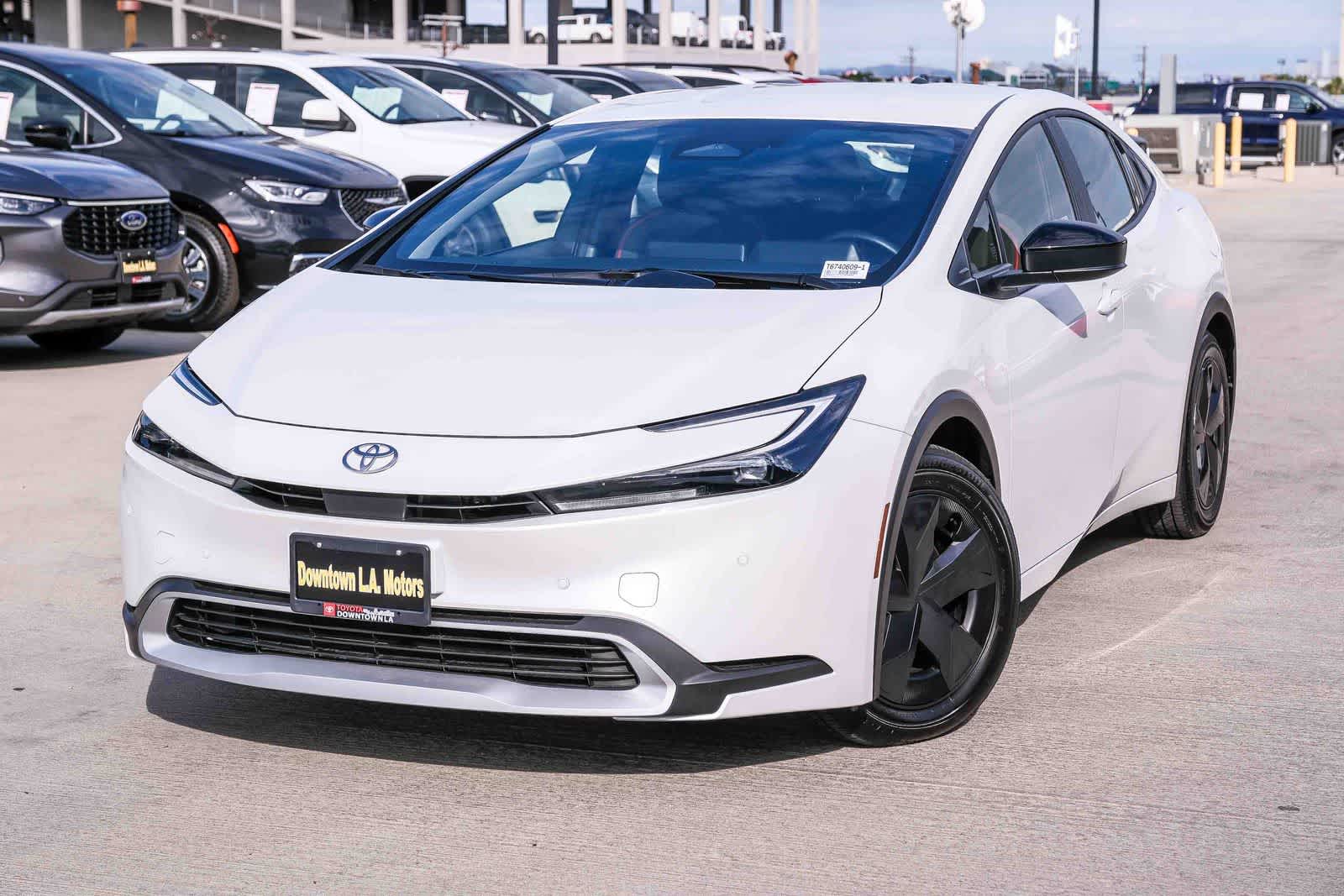 2026 Toyota Prius Plug-In Hybrid SE
