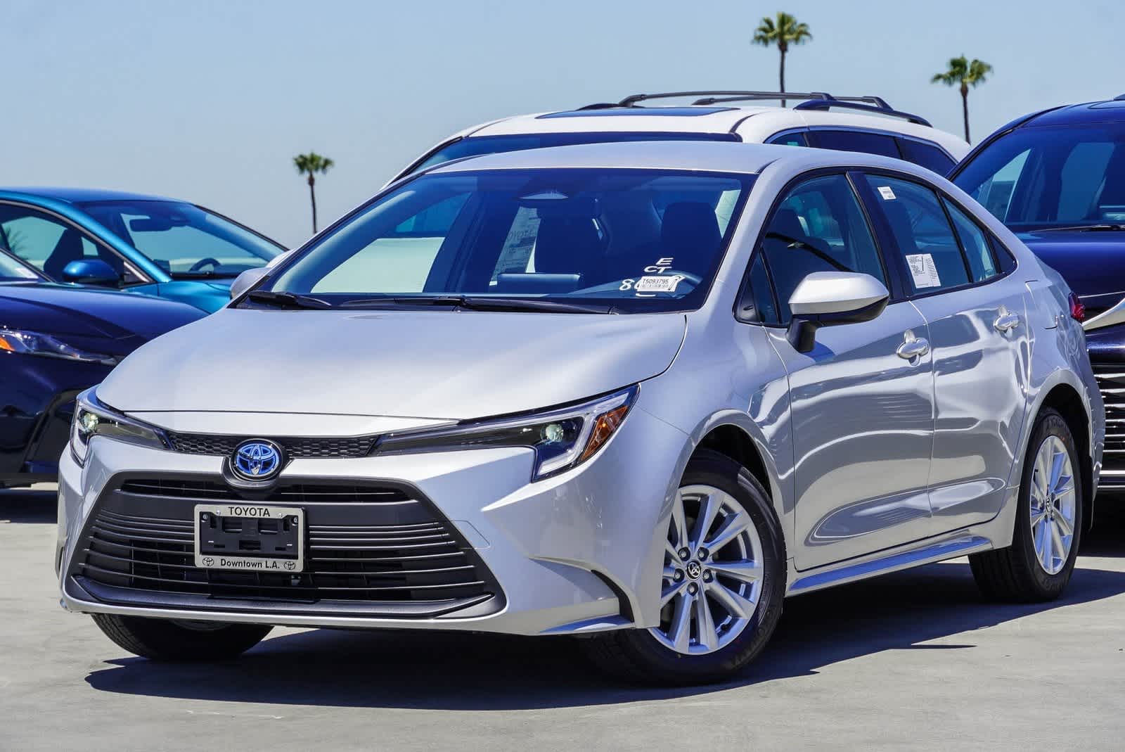 2025 Toyota Corolla Hybrid LE