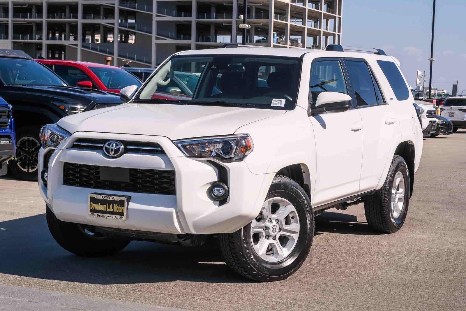 2024 Toyota 4Runner SR5 2024 Toyota 4Runner SR5