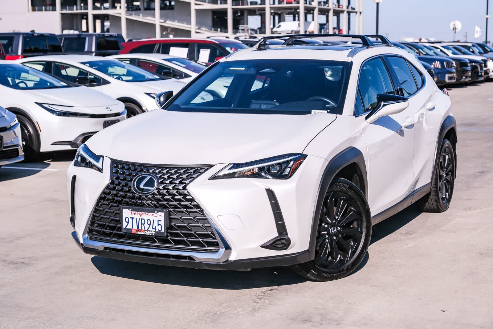 Lexus UX 300h 2025 