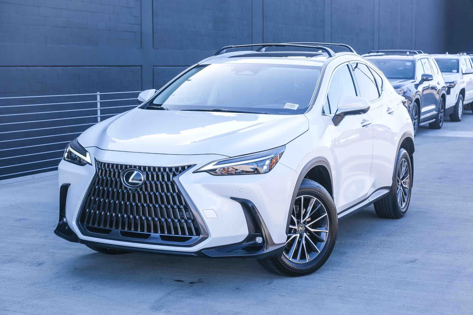 Lexus NX 350h Premium 2024
