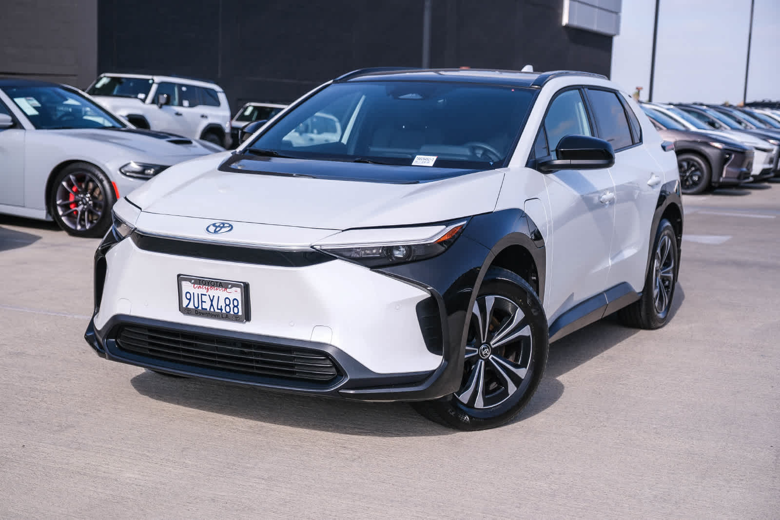 2025 Toyota bZ4X XLE