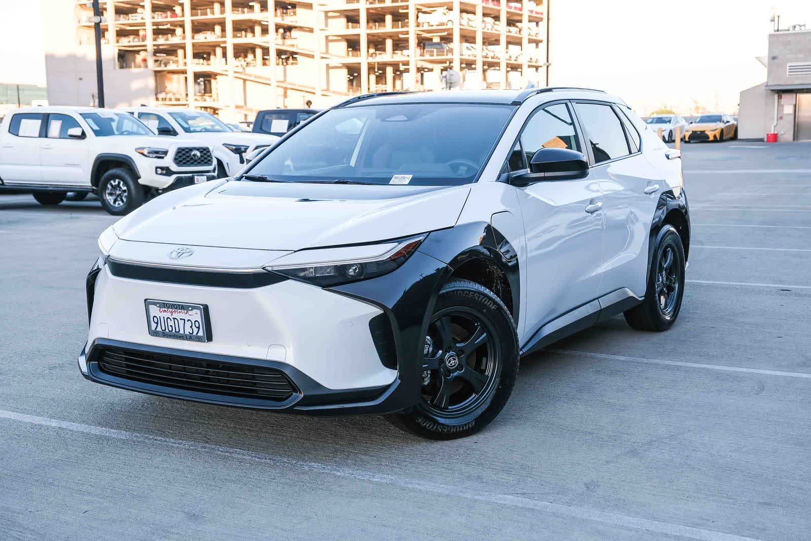 2025 Toyota bZ4X XLE