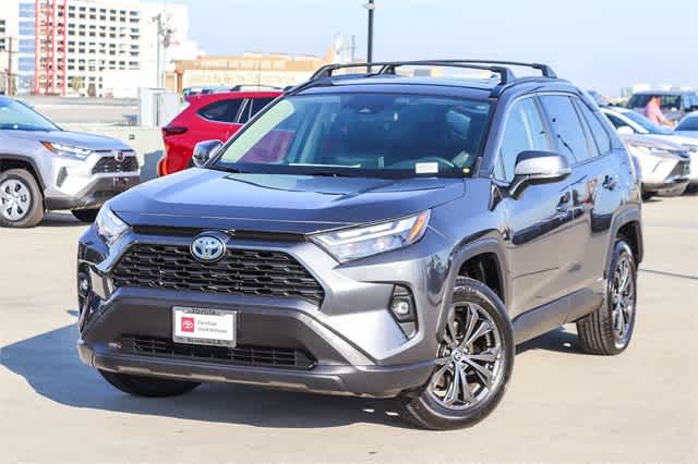 2022 Toyota RAV4 Hybrid XLE Premium