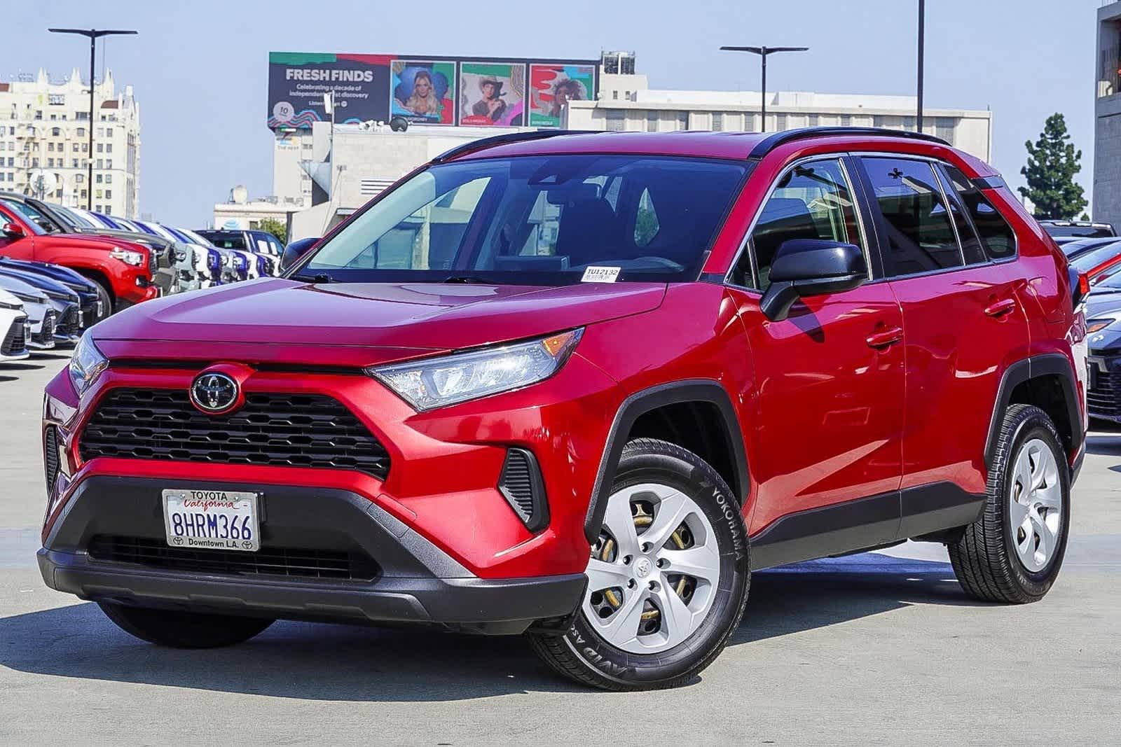 2019 Toyota RAV4 LE