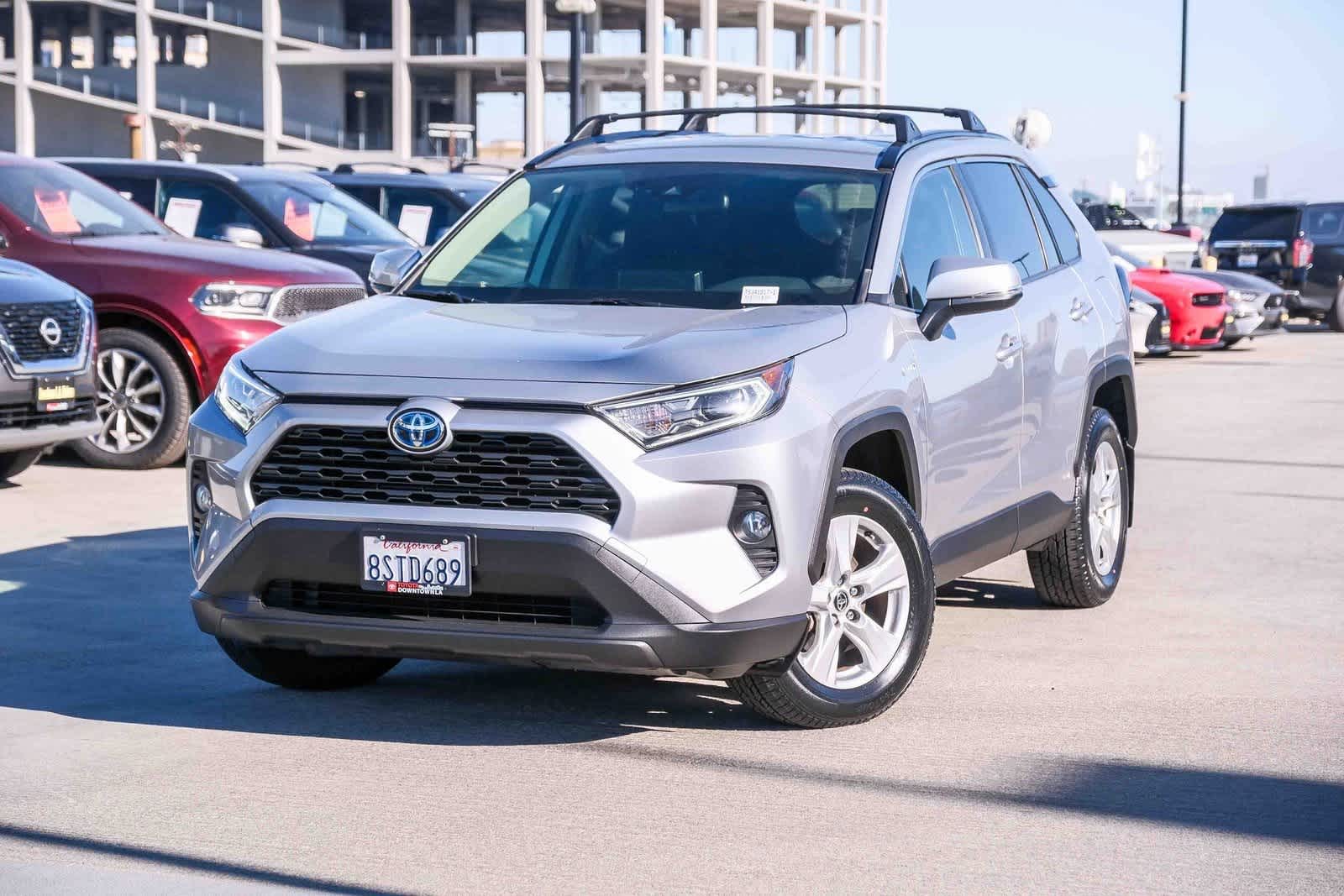 2020 Toyota RAV4 Hybrid XLE