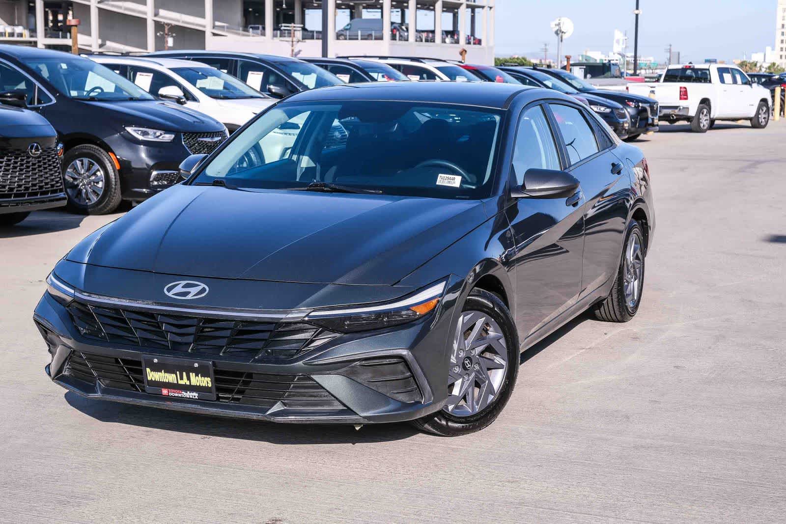 Hyundai Elantra SEL 2024