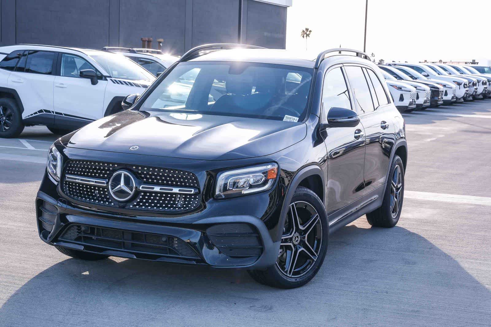 Mercedes-Benz GLB 250 2023 GLB 250