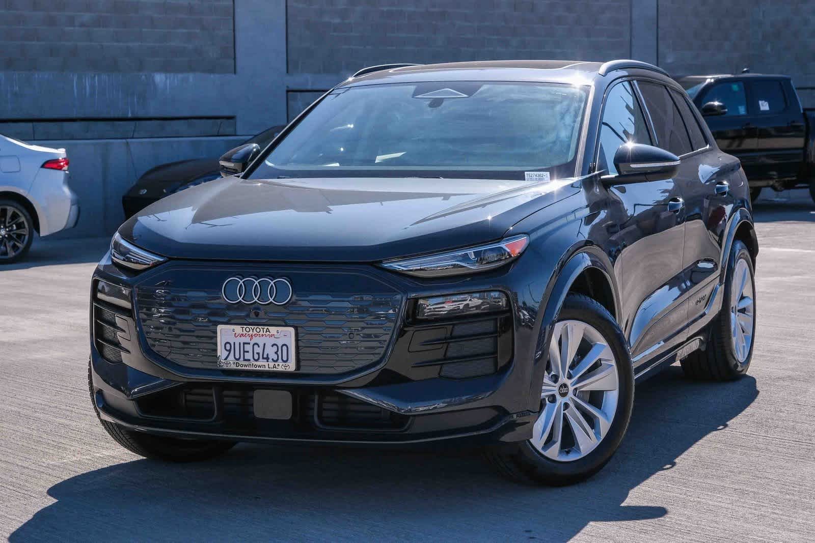 2025 Audi Q6 e-tron Premium