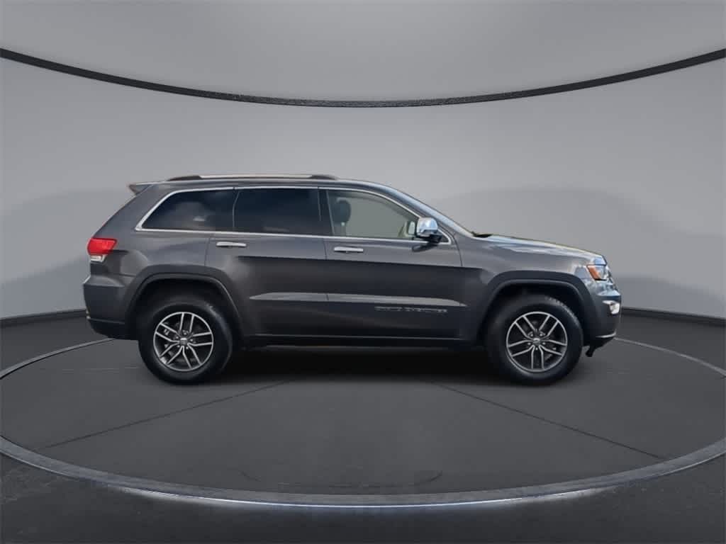 2018 Jeep Grand Cherokee Limited 9