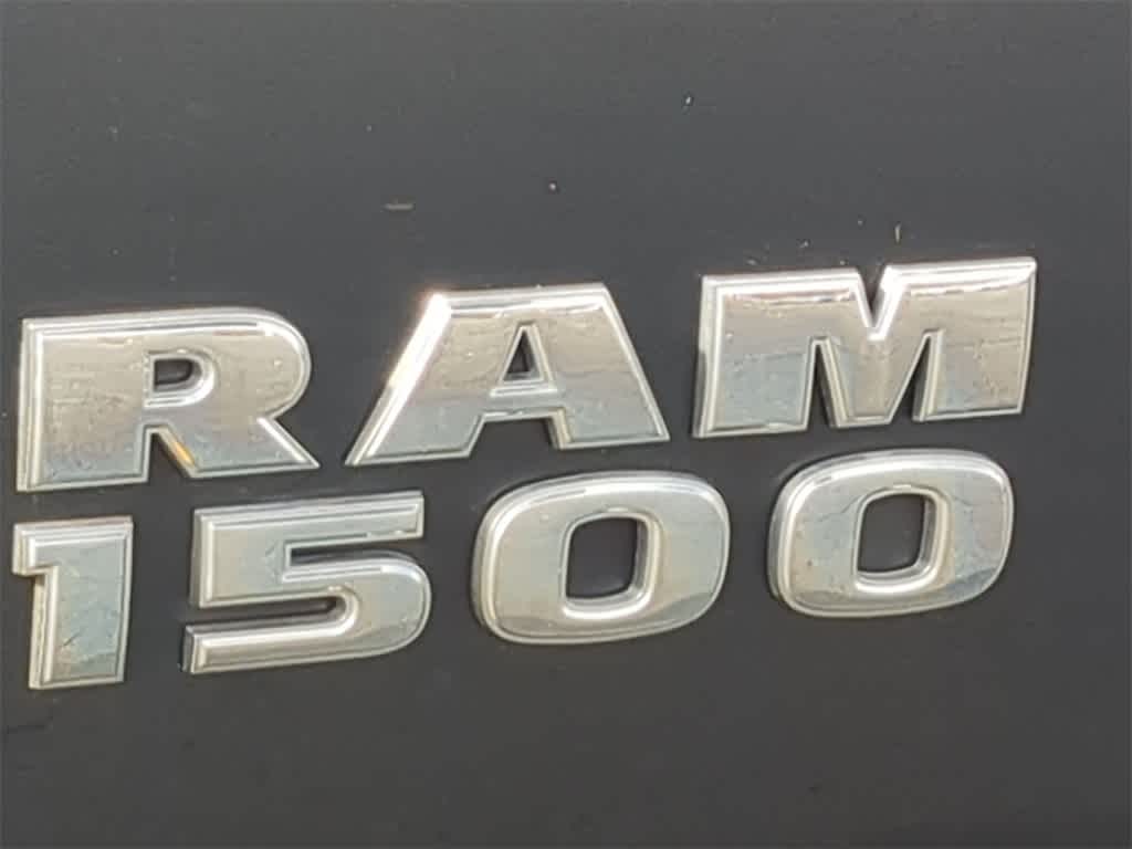 2017 Ram 1500 Express 4x4 Crew Cab 57 Box 12