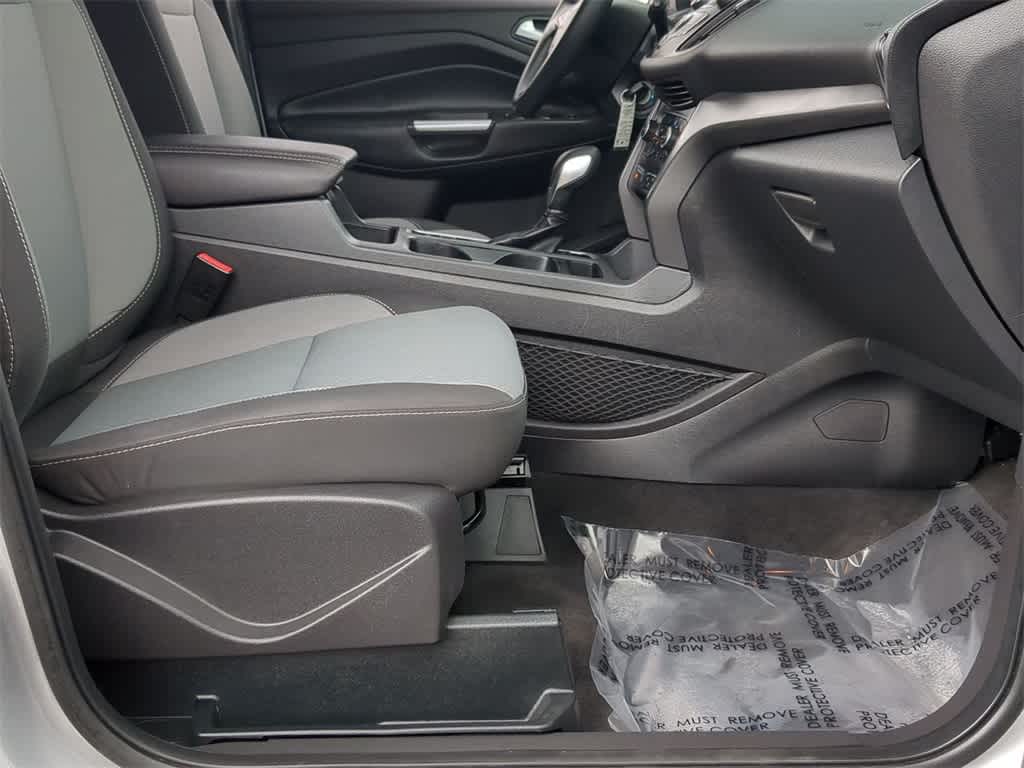 2018 Ford Escape SE 24