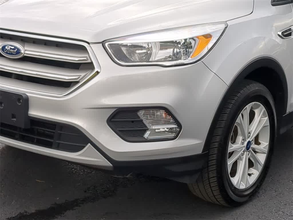 2018 Ford Escape SE 11