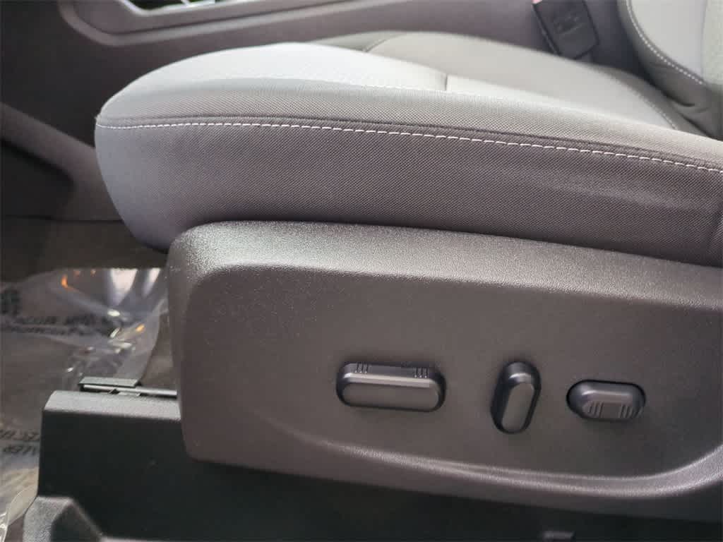 2019 Ford Escape SE 18