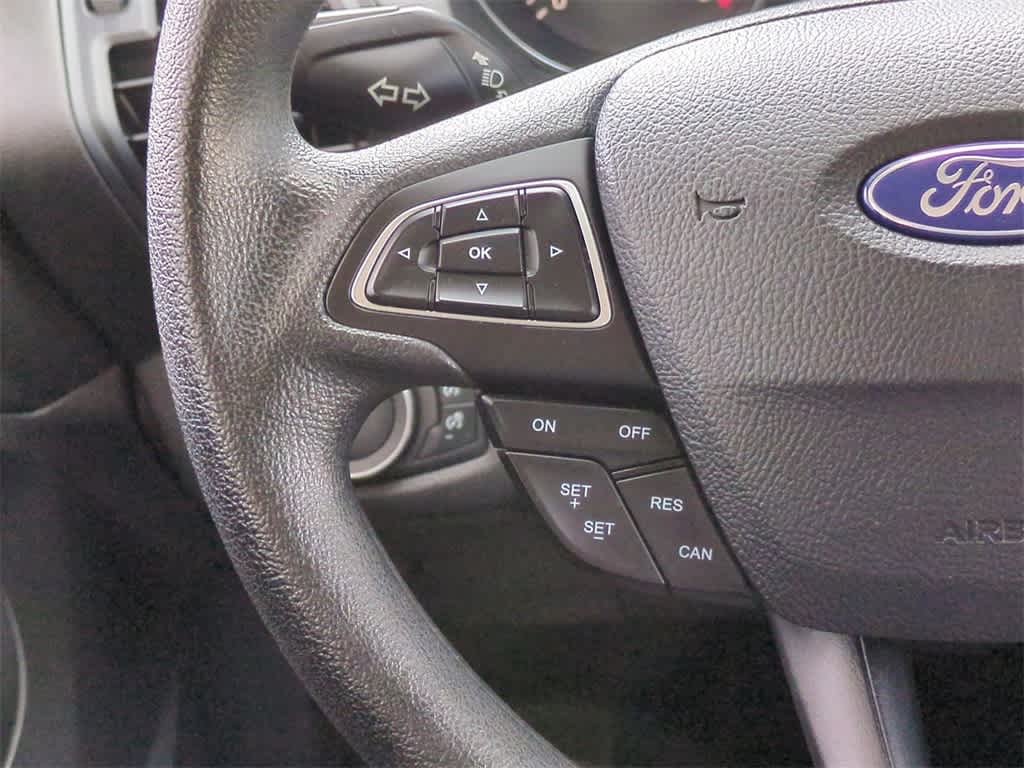 2019 Ford Escape SE 24
