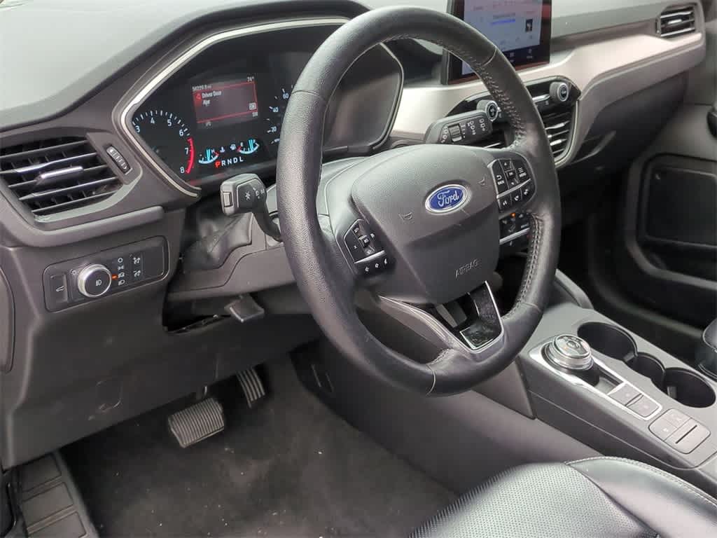 2020 Ford Escape SEL 10