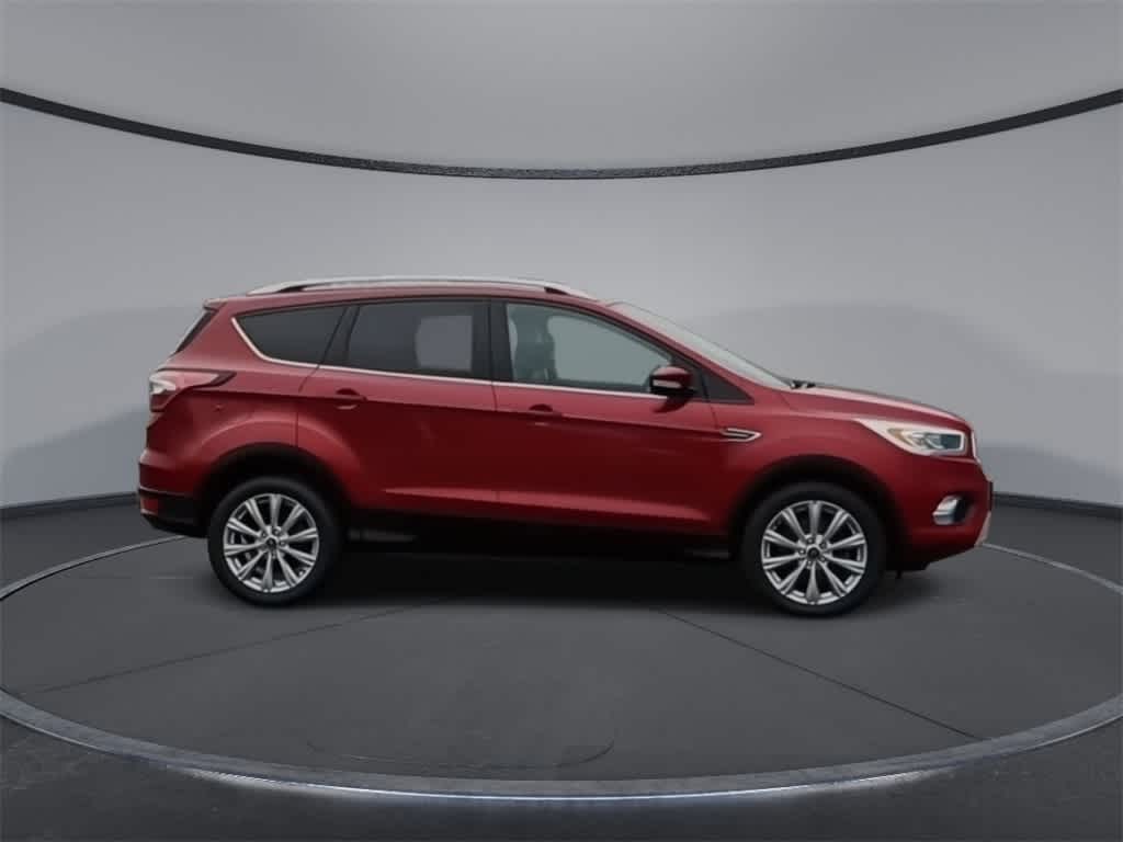 2018 Ford Escape Titanium 9