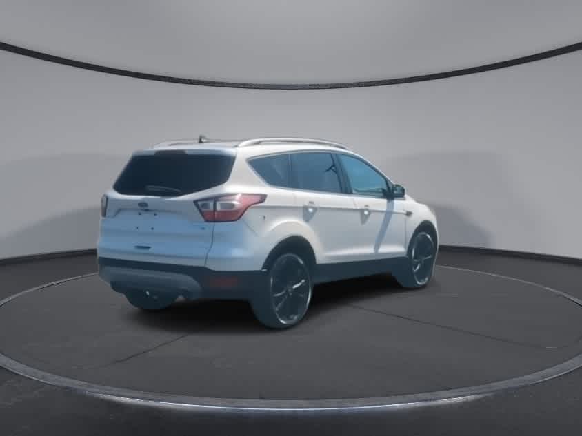 2018 Ford Escape Titanium 8