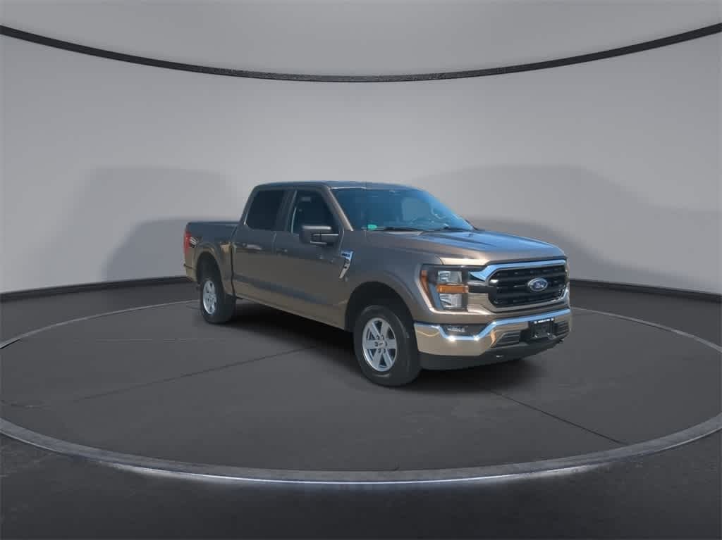 2023 Ford F-150 XLT 4WD SuperCrew 5.5 Box 2