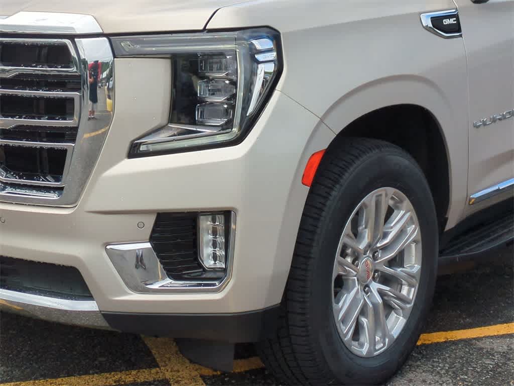 2023 GMC Yukon XL SLT 11