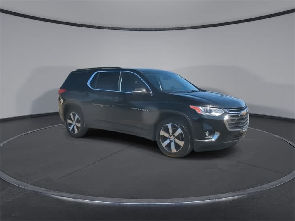 2021 Chevrolet Traverse LT Leather 2