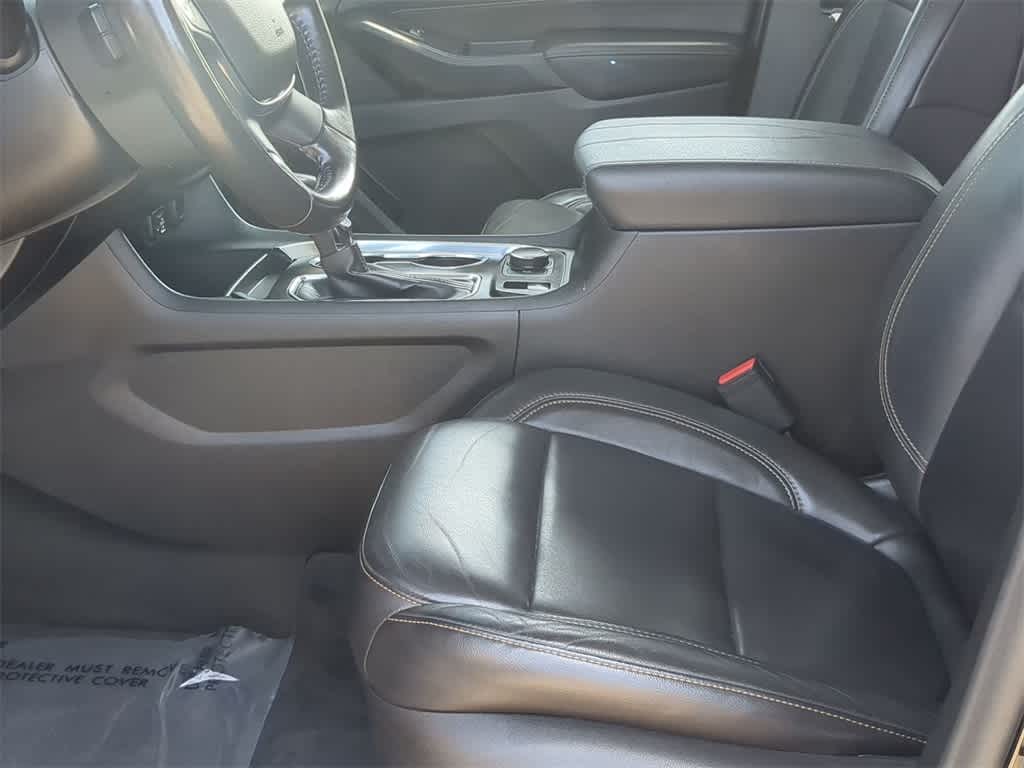 2021 Chevrolet Traverse LT Leather 17