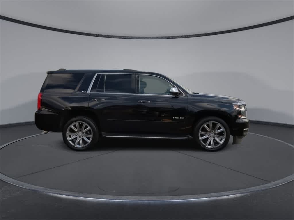 2015 Chevrolet Tahoe LTZ 9