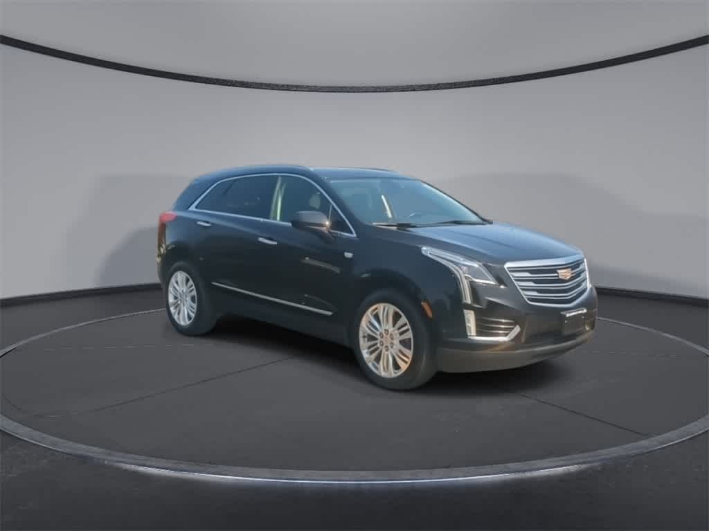 2017 Cadillac XT5 Premium Luxury AWD 2