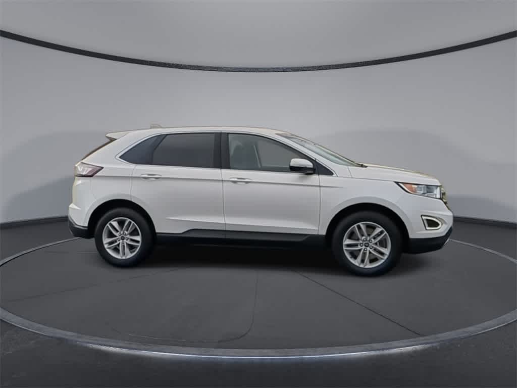 2017 Ford Edge SEL 9