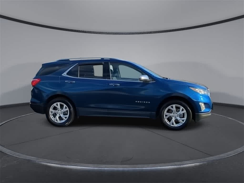 2020 Chevrolet Equinox Premier 9