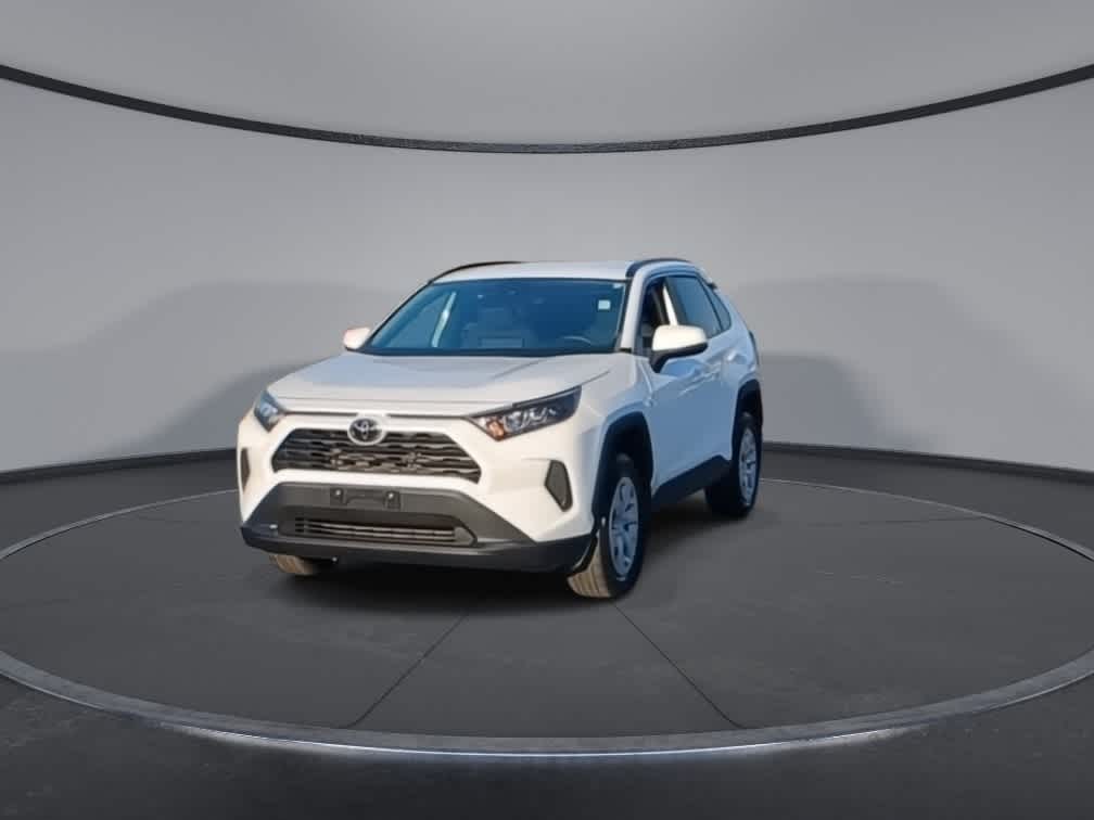 2019 Toyota RAV4 LE 3