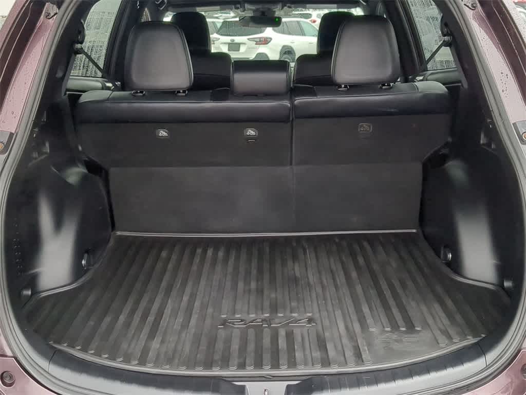 2017 Toyota RAV4 SE 35