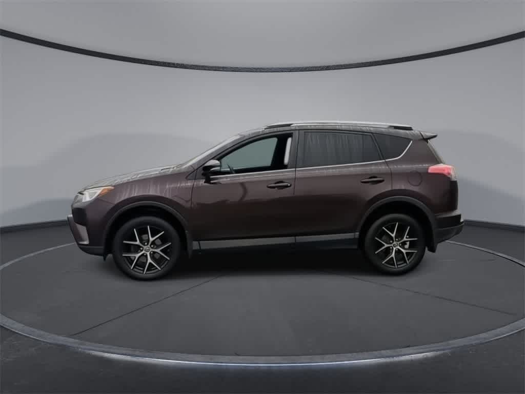 2017 Toyota RAV4 SE 4