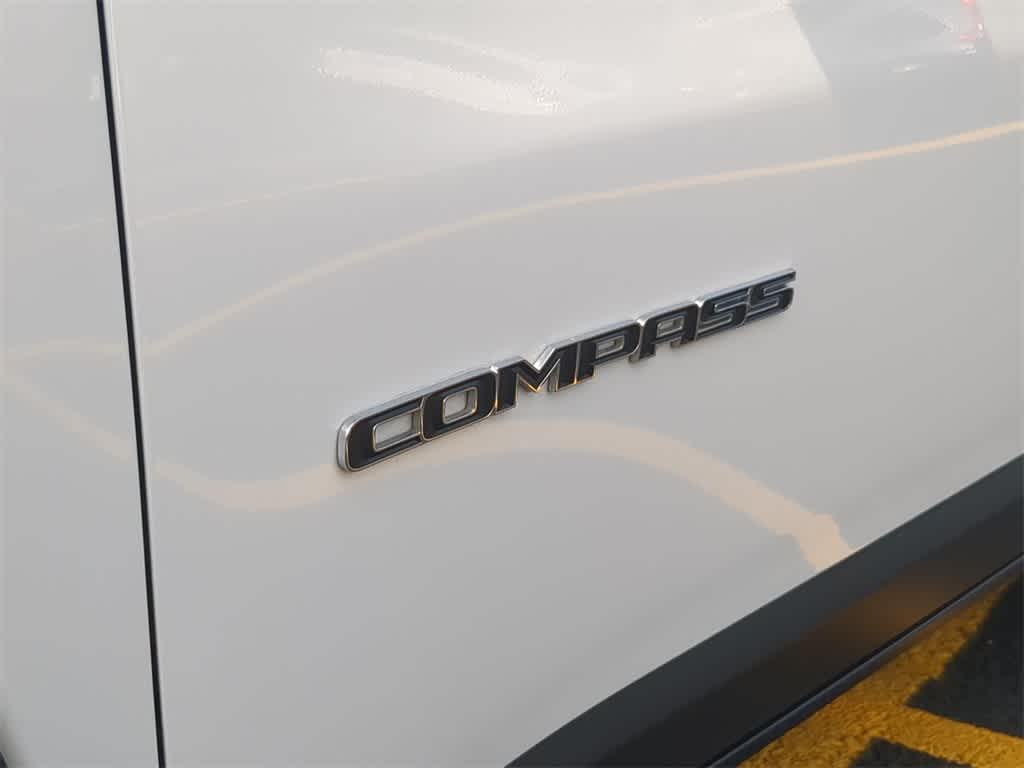 2023 Jeep Compass Limited 13