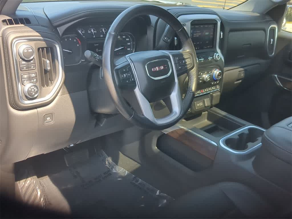 2021 GMC Sierra 1500 SLT 4WD Crew Cab 147 16