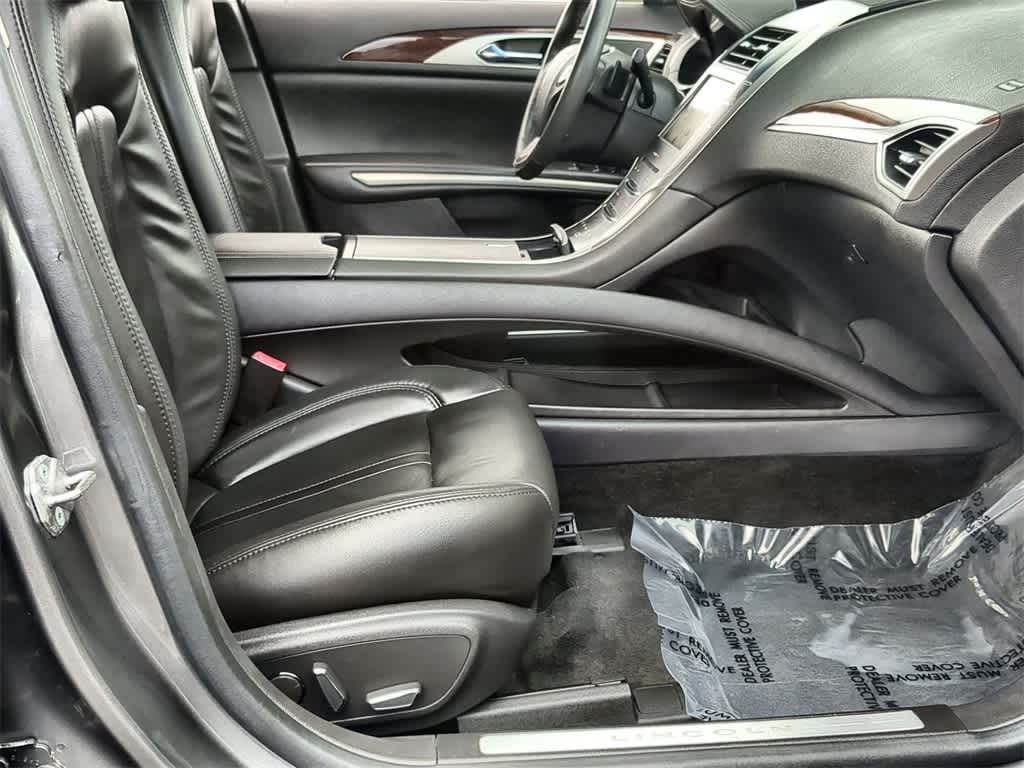 2014 Lincoln MKZ BASE 23