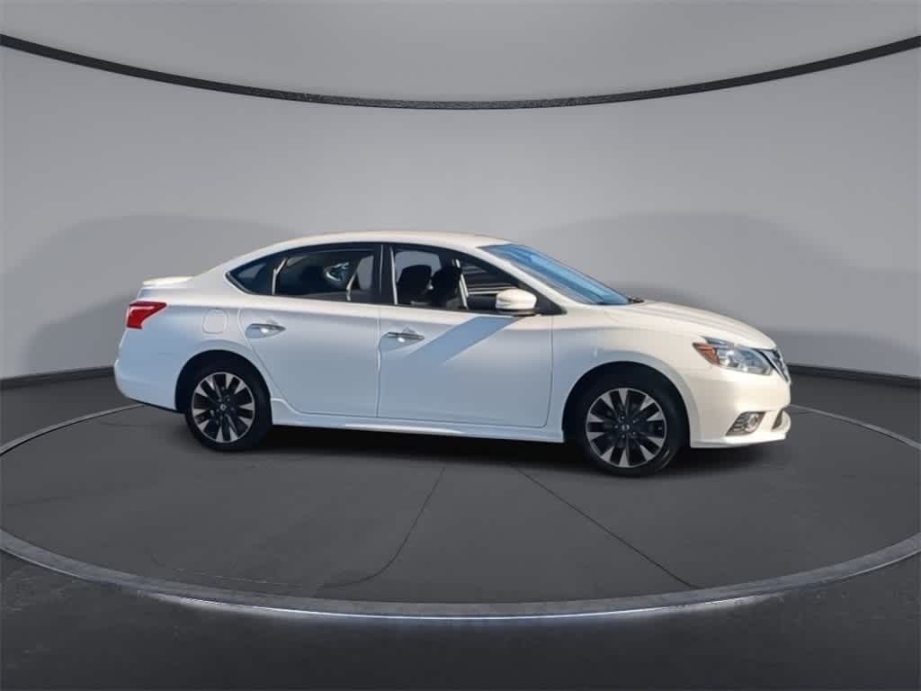 2016 Nissan Sentra SR 2