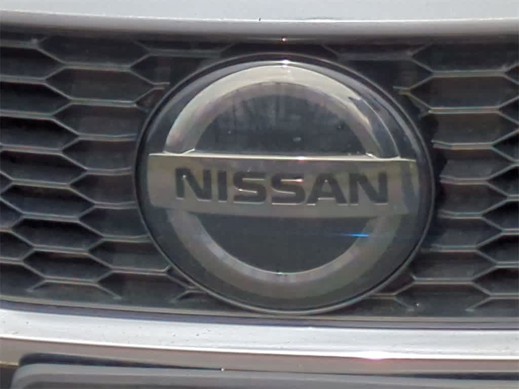 2021 Nissan Versa SV 12