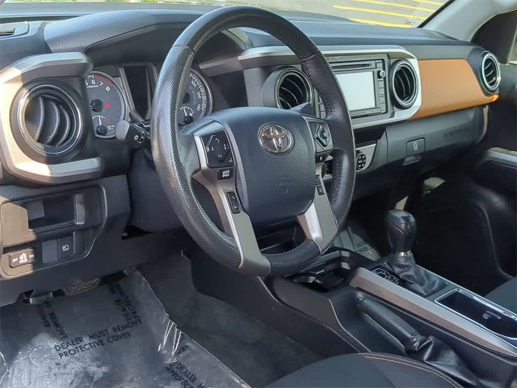 2019 Toyota Tacoma SR5 Double Cab 5 Bed V6 AT 16