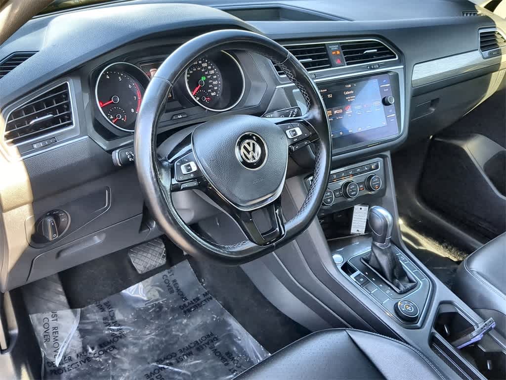 2019 Volkswagen Tiguan SE 10