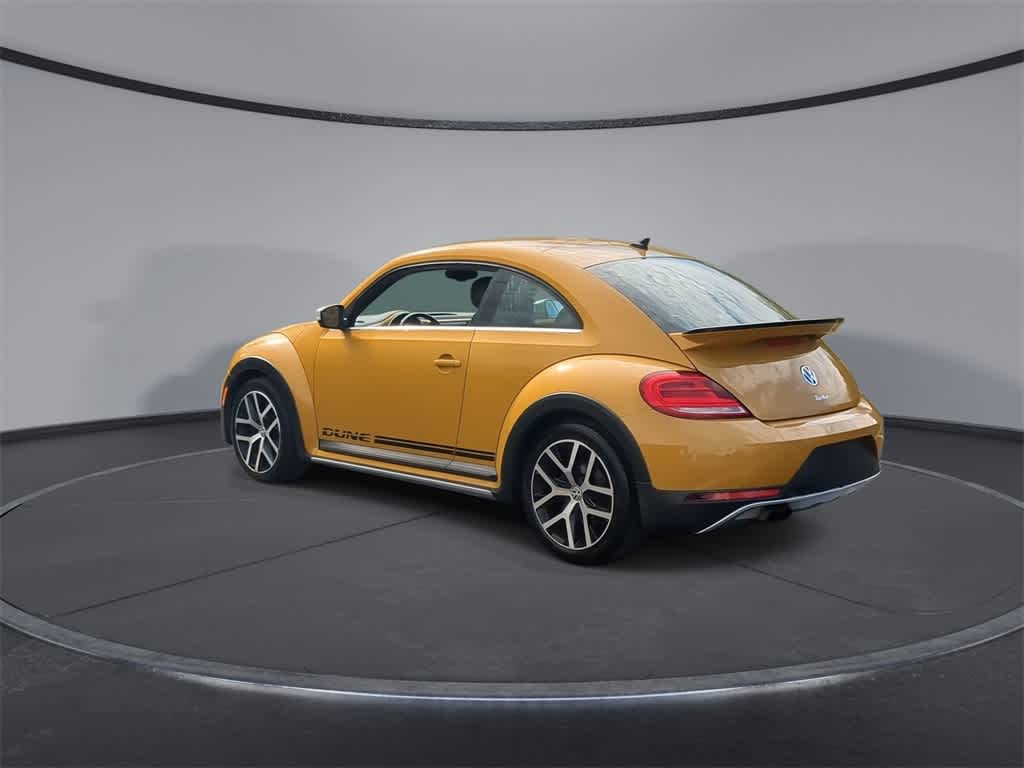 2016 Volkswagen Beetle 1.8T Dune 6