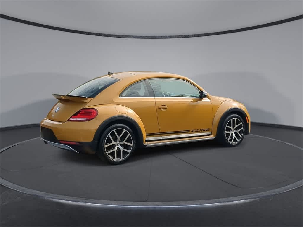 2016 Volkswagen Beetle 1.8T Dune 8