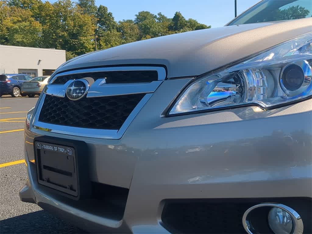 2014 Subaru Legacy 2.5i Limited 12