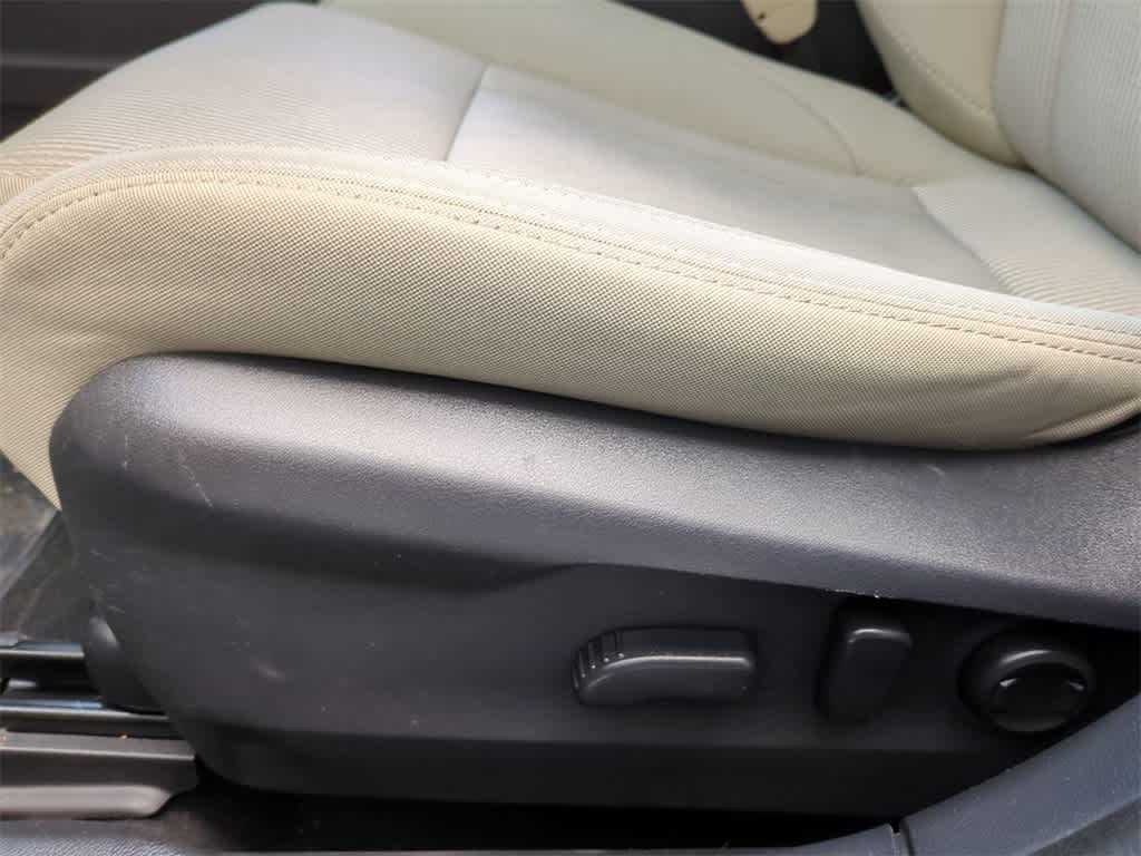 2021 Subaru Legacy Premium 18