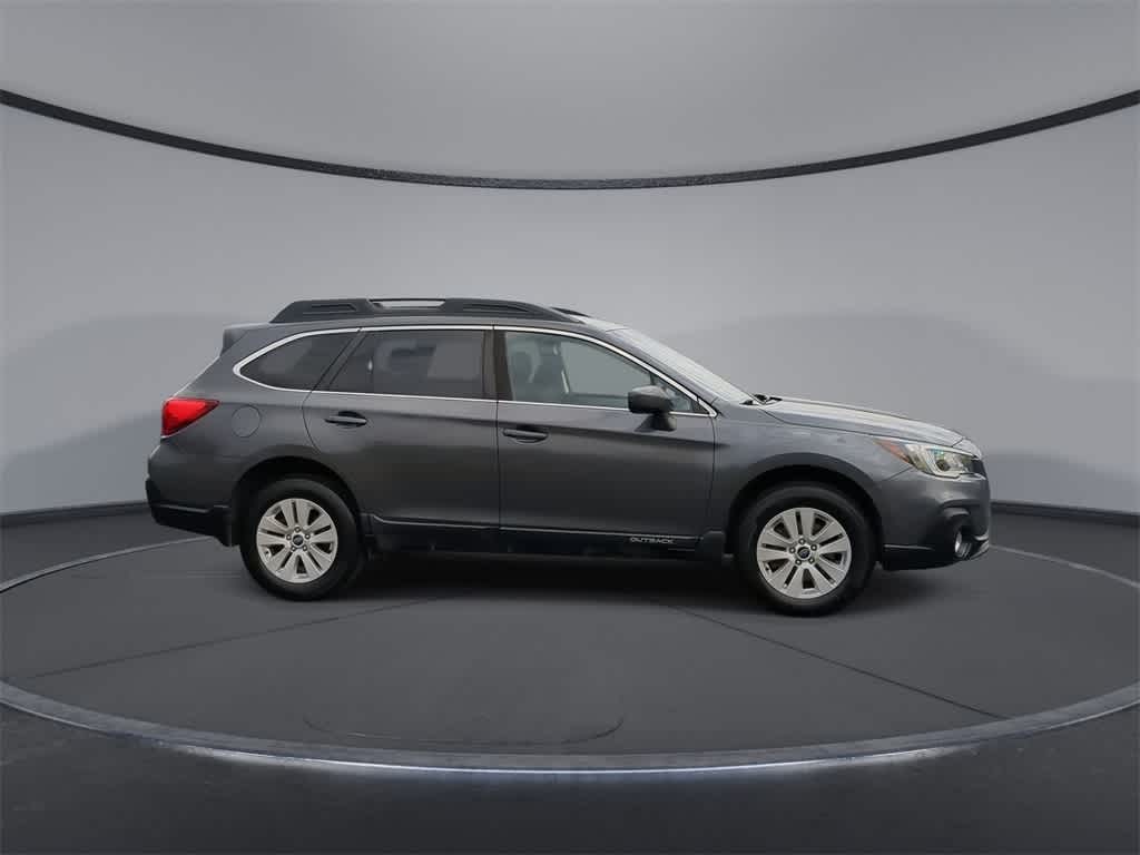 2018 Subaru Outback Premium 9