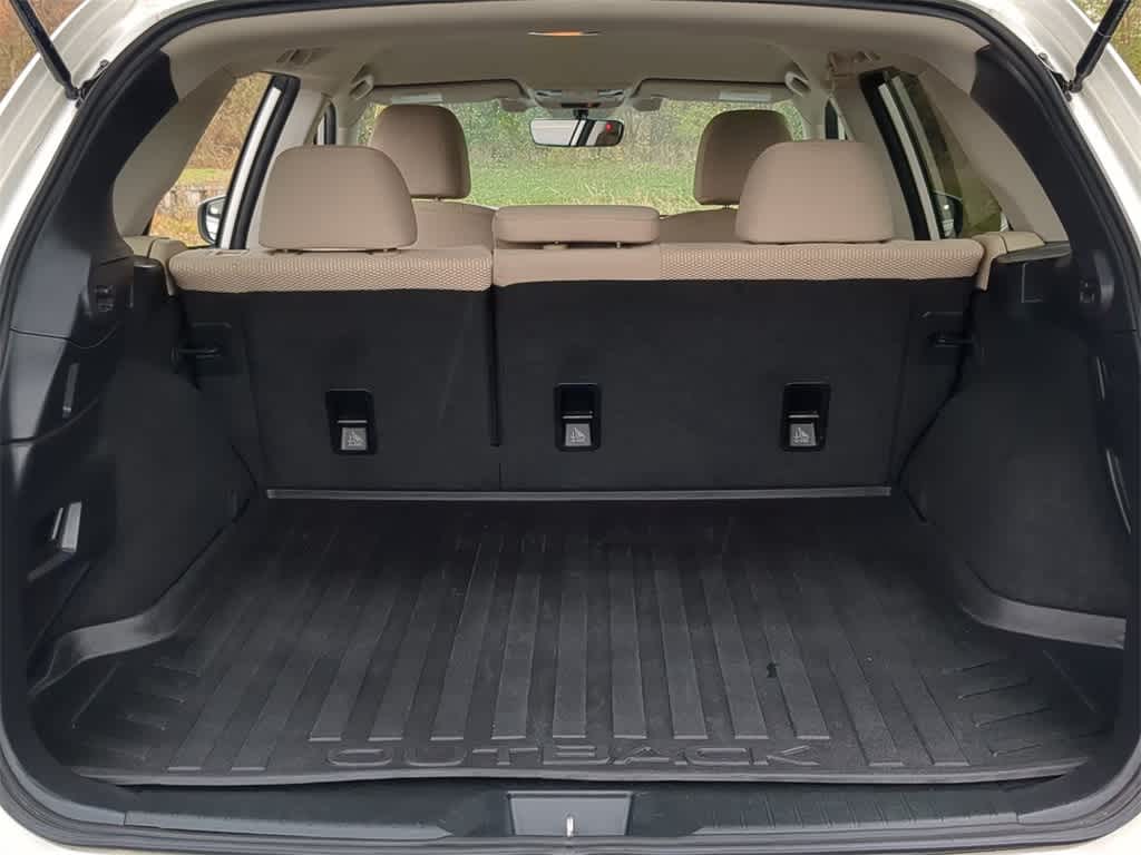 2019 Subaru Outback Premium 34